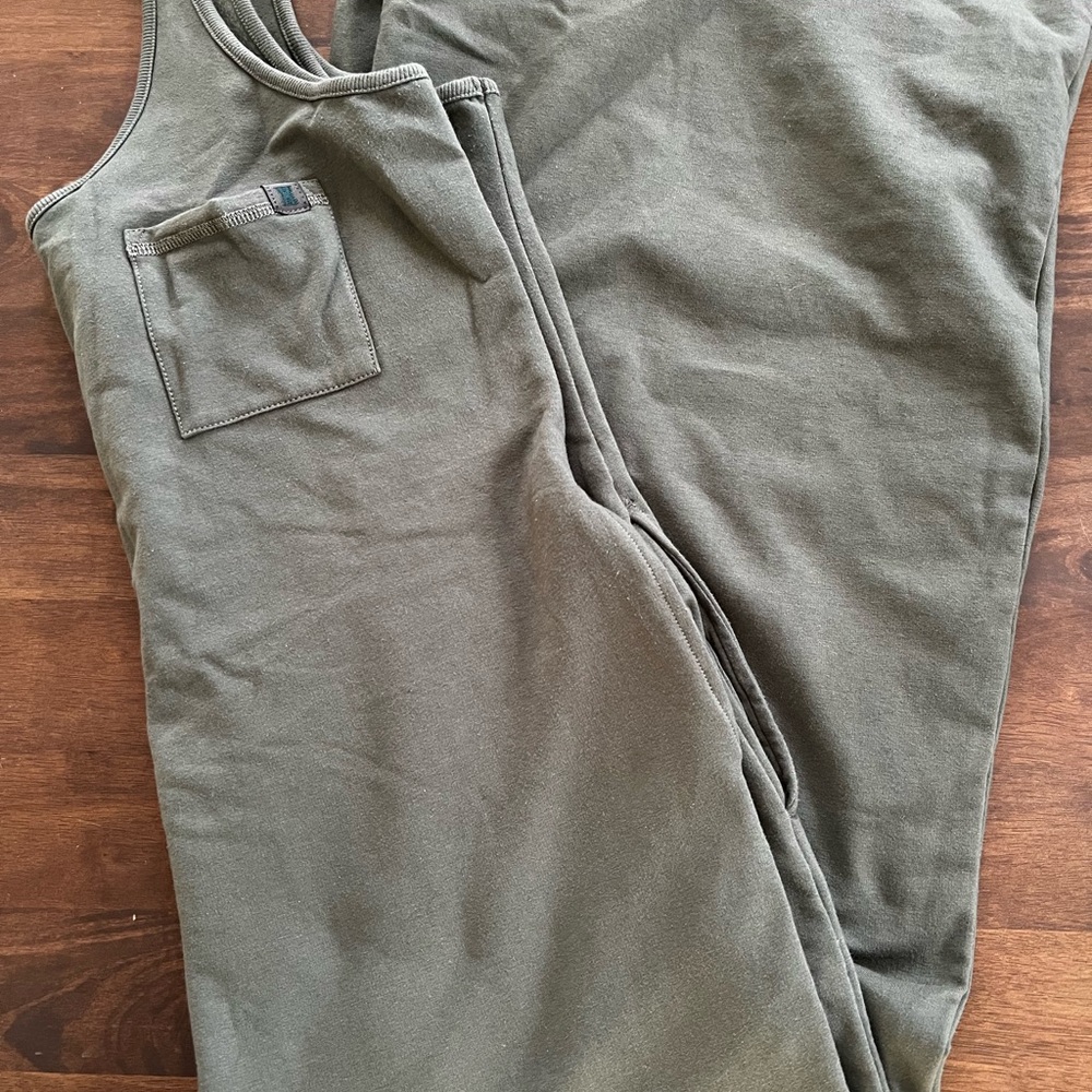 women’s savagexfenty jumpsuit  Olive Green